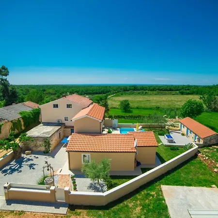 Kolombera By Вилла *